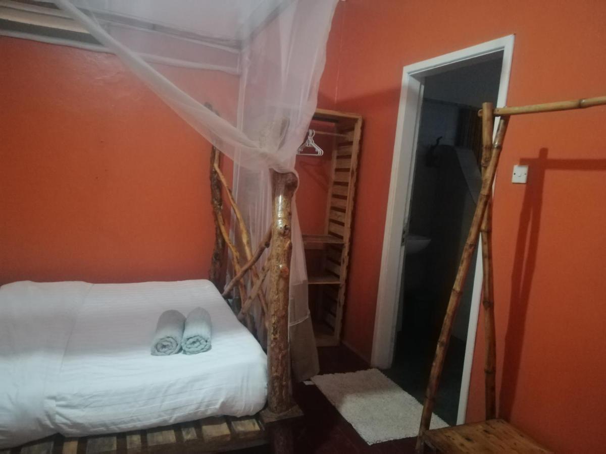 Hostel Jinja Backpackers Zewnętrze zdjęcie